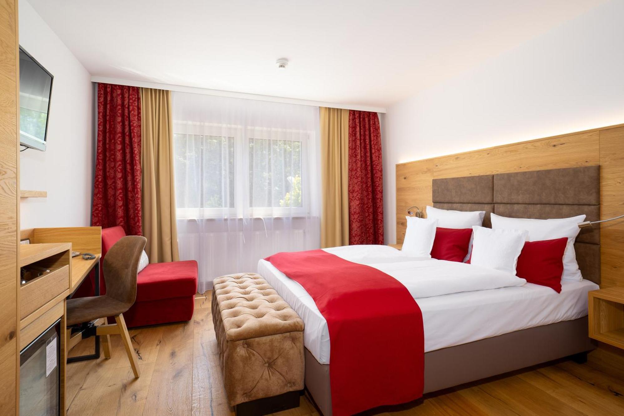 Park Hotel Laim Munchen Bagian luar foto