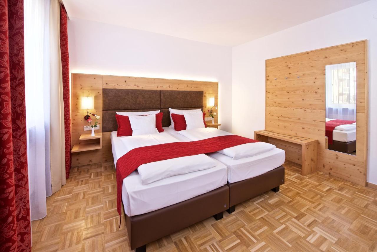 Park Hotel Laim Munchen Bagian luar foto